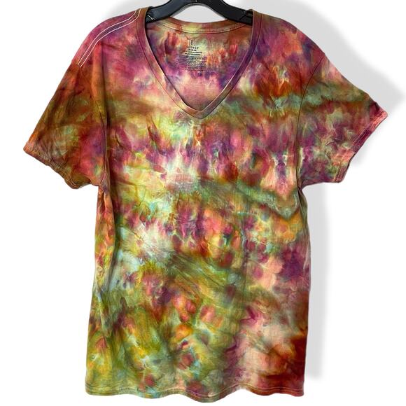 handmade tie dyed unisex tshirt L v-neck abstract pink green - Picture 1 of 7